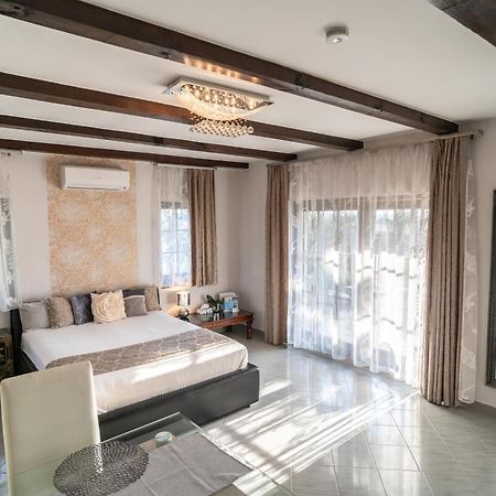 Villa Garden ซาลาแอแกร์แซค ภายนอก รูปภาพ