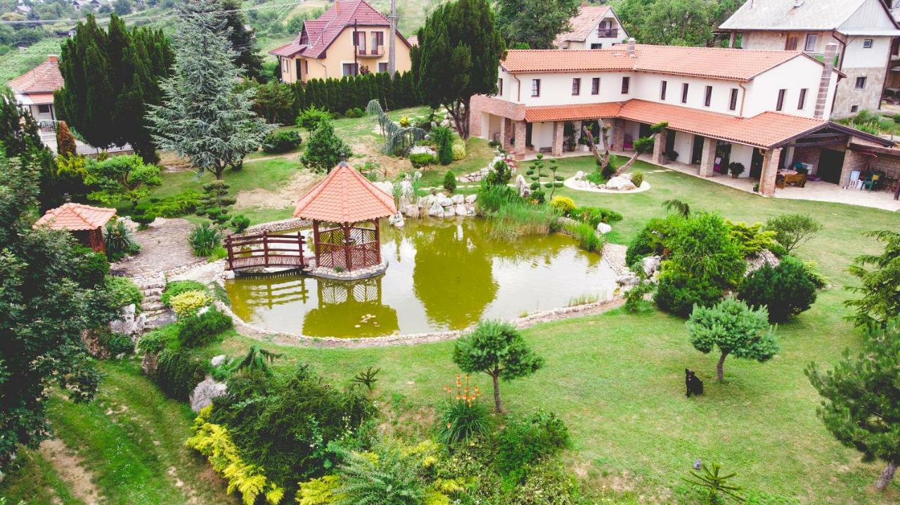 Villa Garden ซาลาแอแกร์แซค ภายนอก รูปภาพ